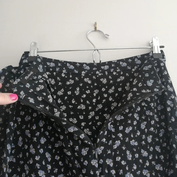 Madewell Ruffle Wrap Mini Skirt in Baby's Breath Blue Micro Floral 4 - Picture 9 of 16